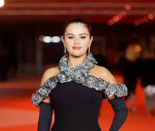 Selena Gomez showcases a diamond ring amidst Benny Blanco romance