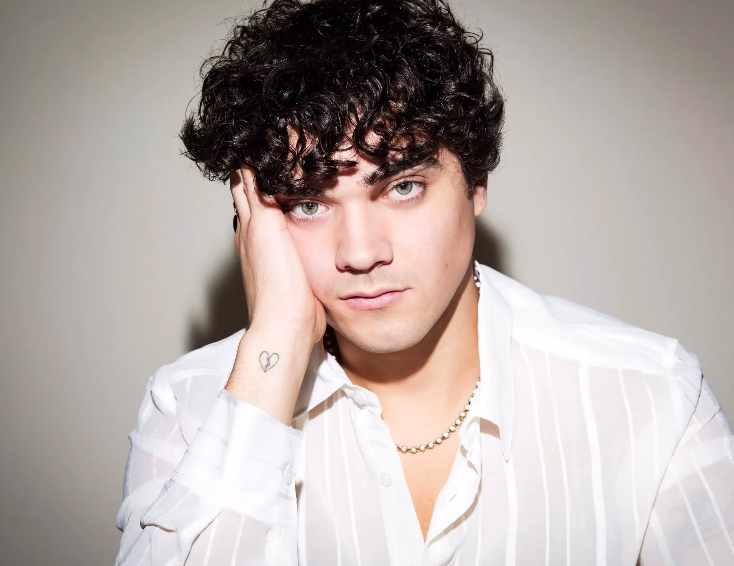 Alexander Stewart in support of 'if you only knew' EP released December 8