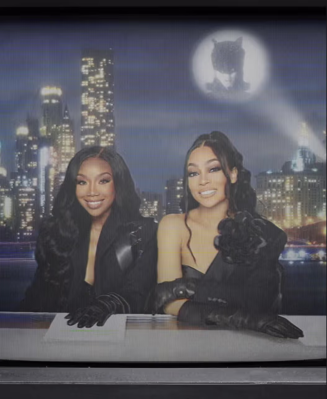 Monica and Brandy cameo in Ariana Grande's 'the boy is mine' music video