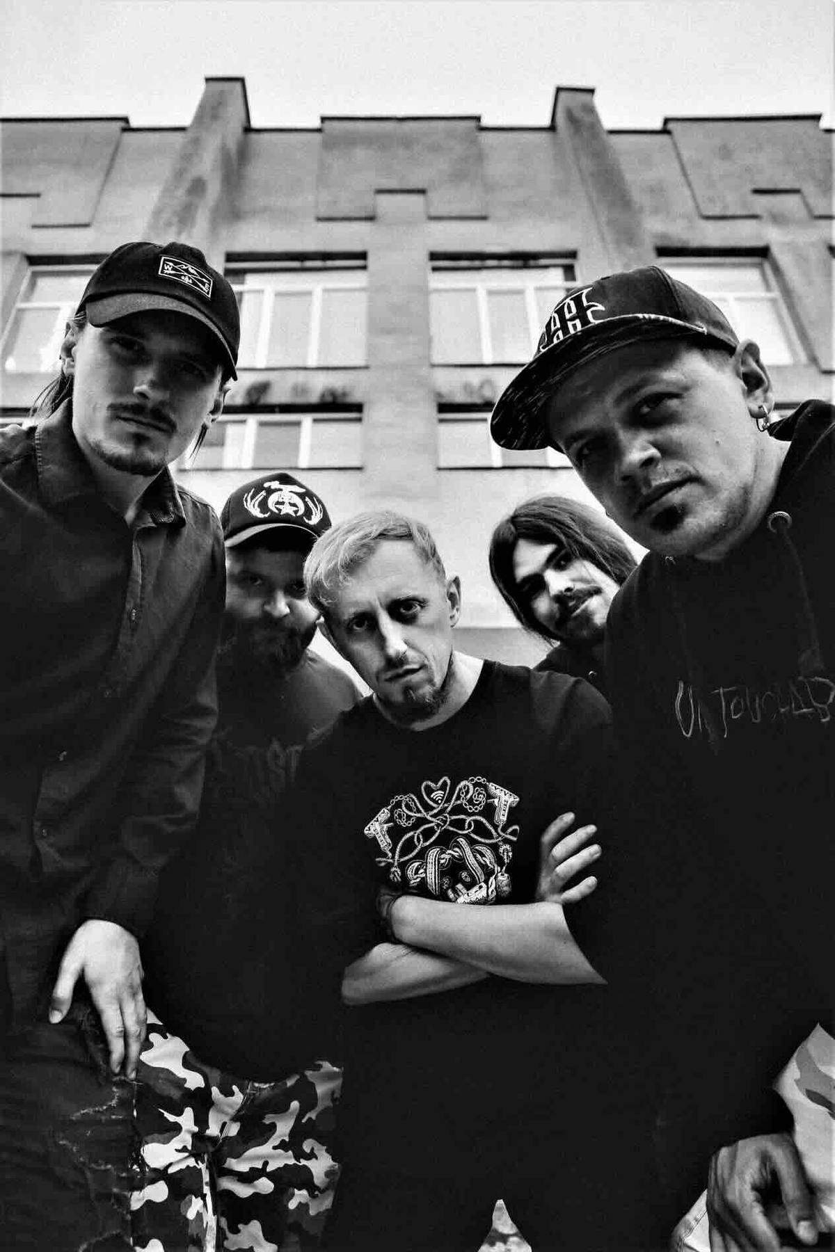 Katana's members, black and white