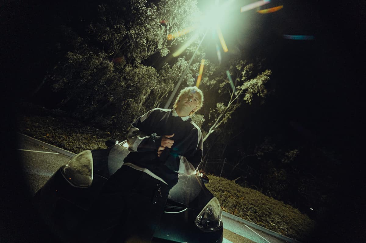 sidelines, press kit 2025, photo credit: andrew bromley