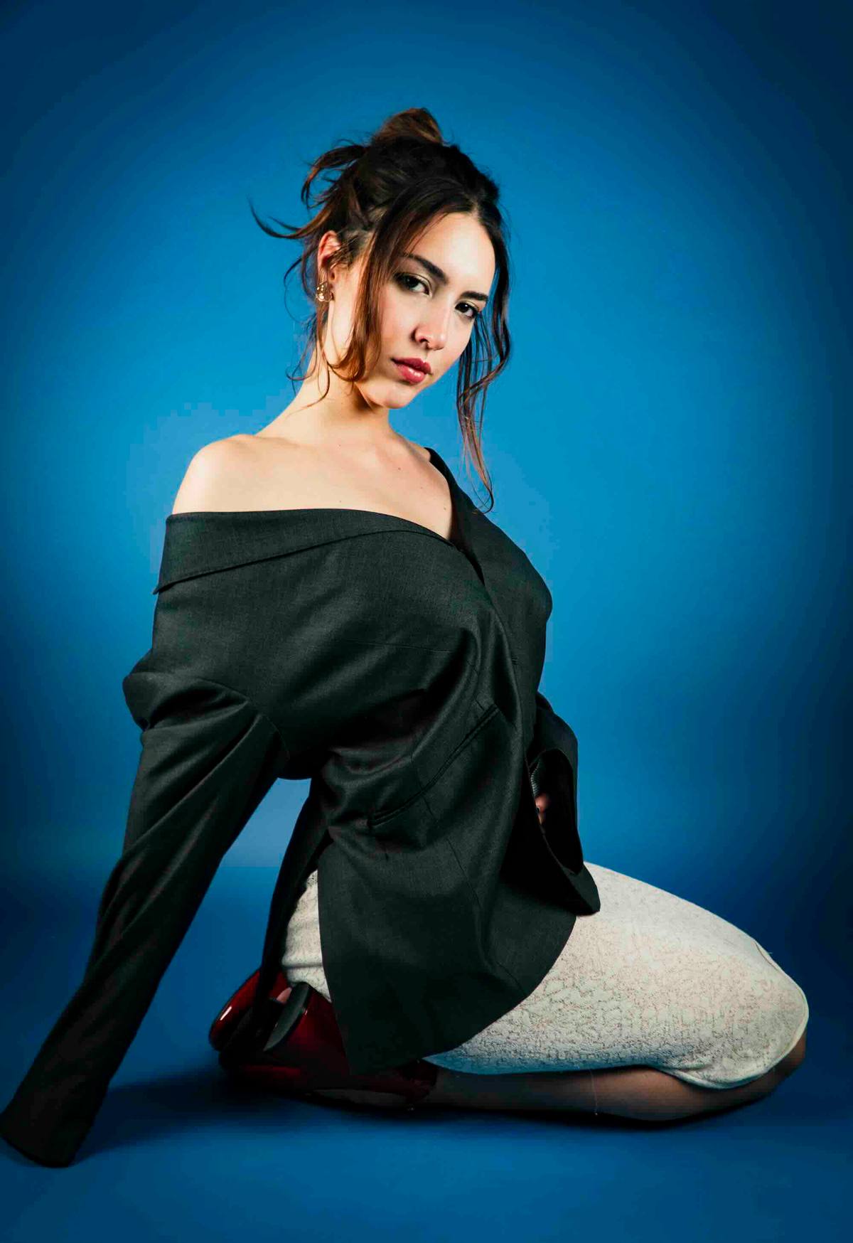 Ana Luna, Photo Credit: Noah Hoffman (@conversingwithaliens)