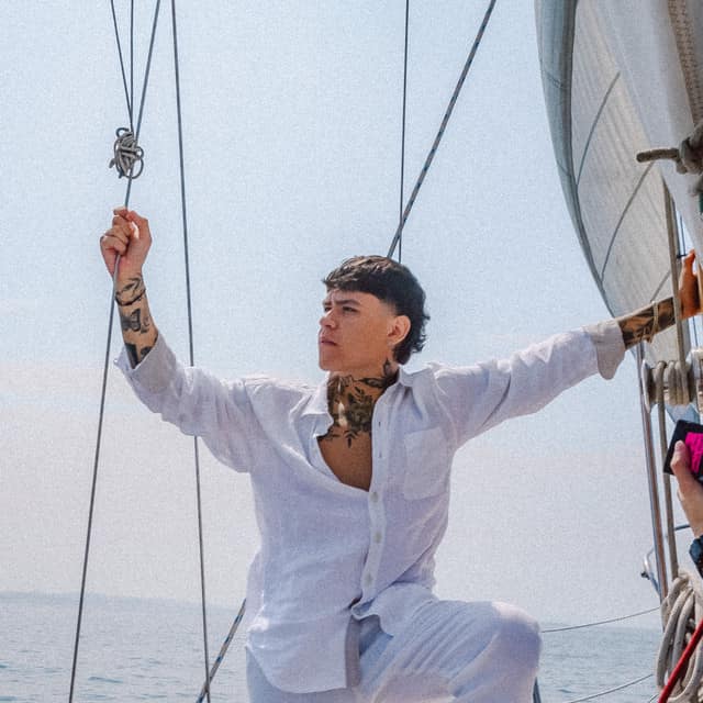 Junior H "Loco Enamorado" cover art